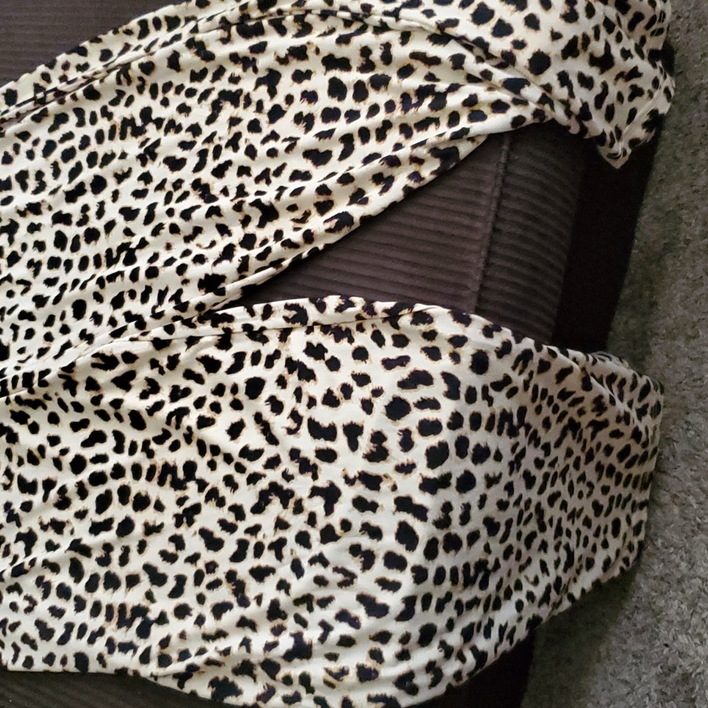 Ladies Rumper - Picture 2 of 2